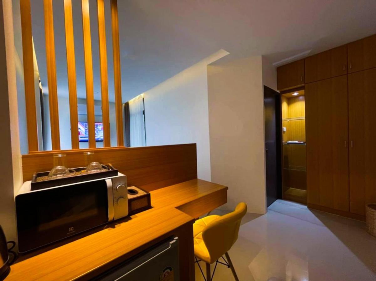 Tj Boutique Hotel Uthai Thani Esterno foto